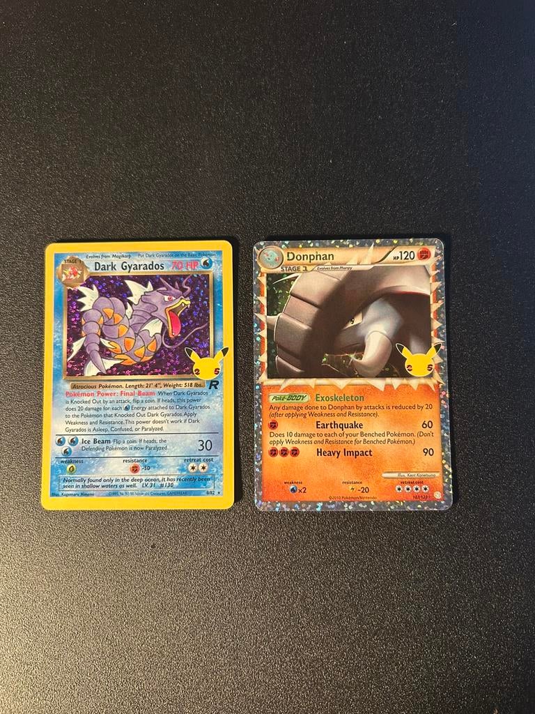 Pokemonkaarten celebrations gyarados 8/82 en donphan 107/123, Ophalen of Verzenden, Zo goed als nieuw