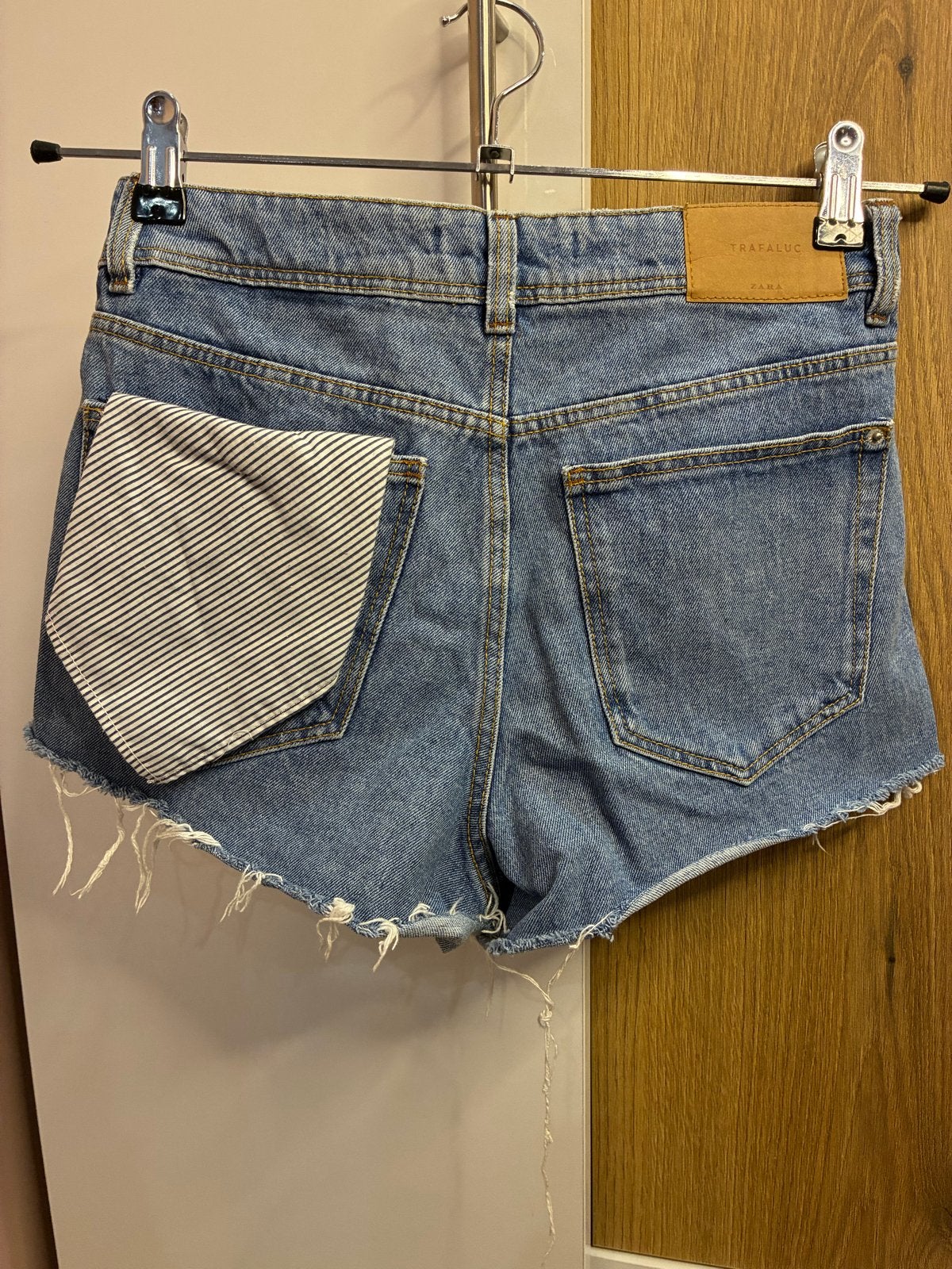 Zara Trafaluc Denim Shorts - Maat S, Kort, Blauw, Ophalen of Verzenden, Zo goed als nieuw