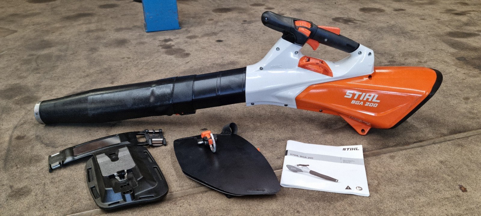 Stihl BGA 200 Accu Bladblazer met Haaksysteem, Stihl, Gebruikt, Ophalen of Verzenden, Accu