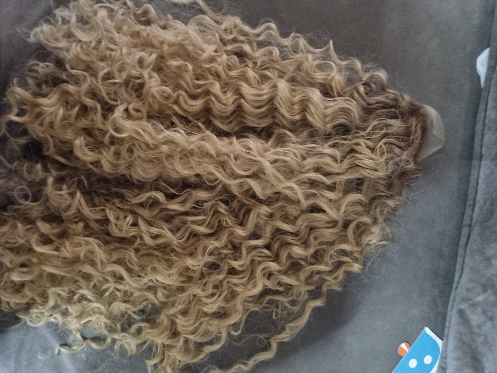 wig blond krull, Ophalen of Verzenden