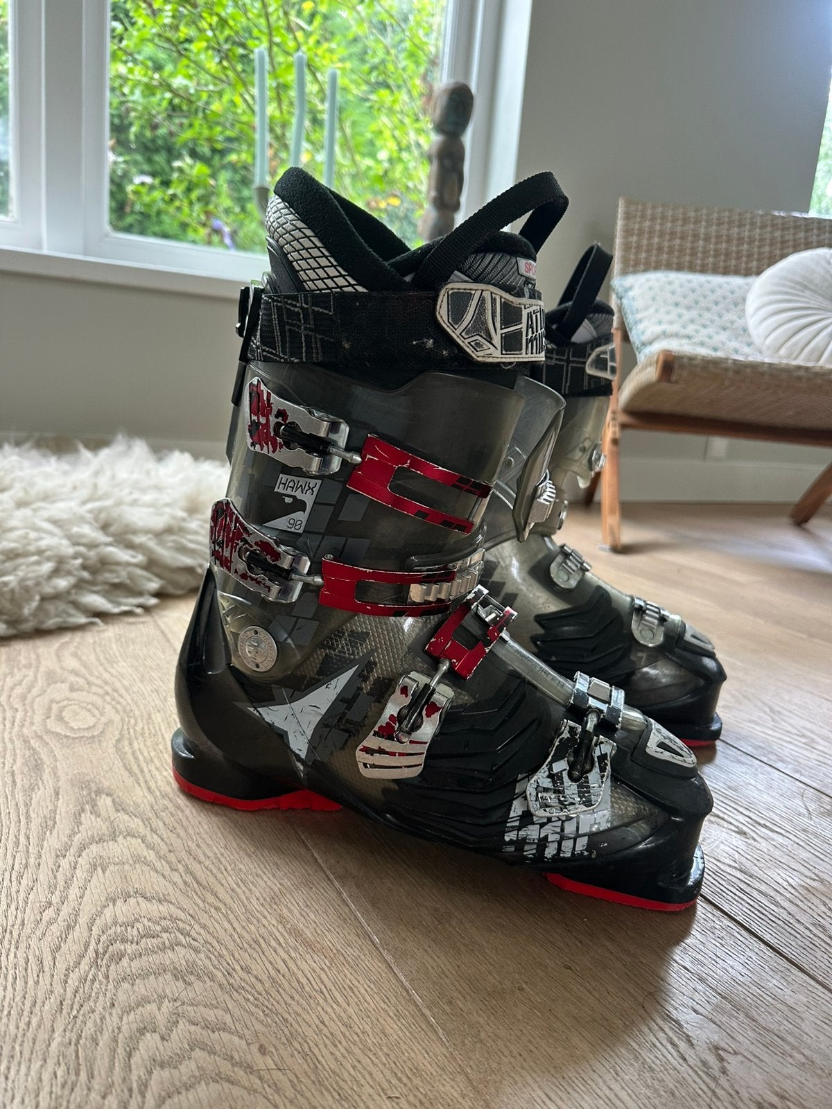 Atomic hawx 90 maat 44 (29/29,5) skischoenen met veel opties, 160 tot 180 cm, Schoenen, Ophalen of Verzenden, Zo goed als nieuw