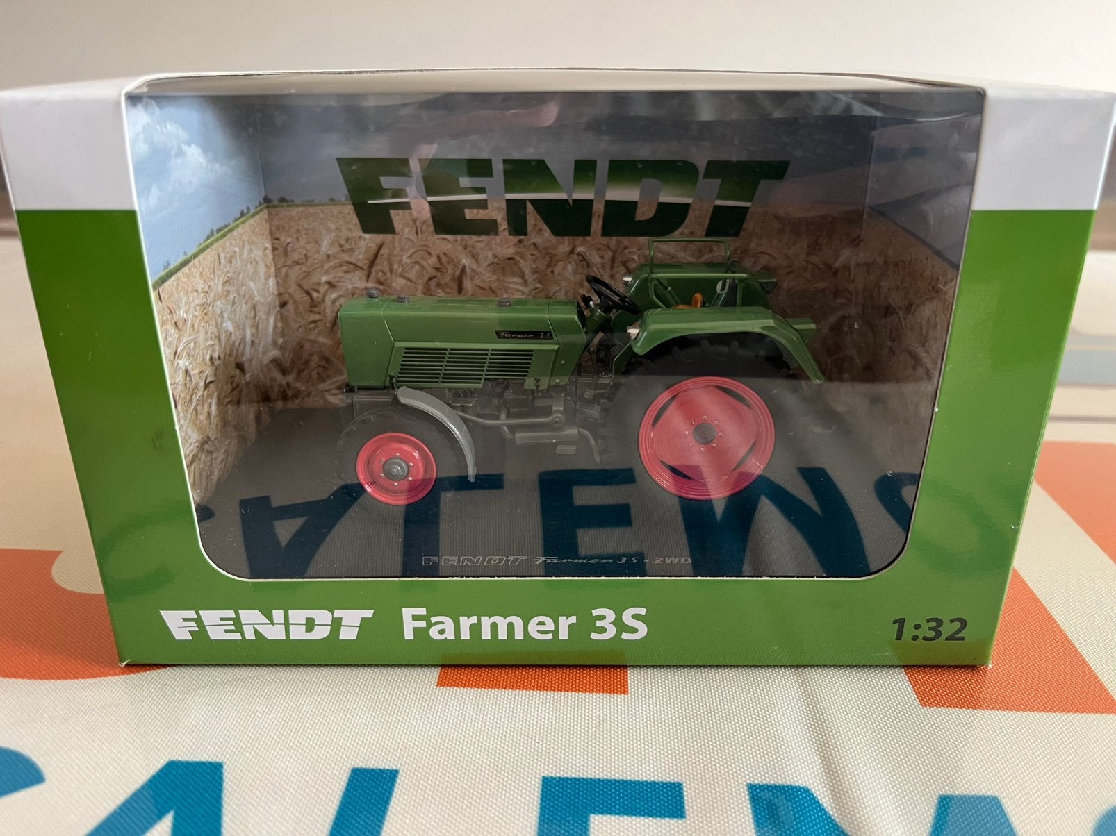 Fendt Farmer 3 S tractor UH 5270 nieuw, Ophalen of Verzenden, Nieuw, Tractor of Landbouw, Universal Hobbies