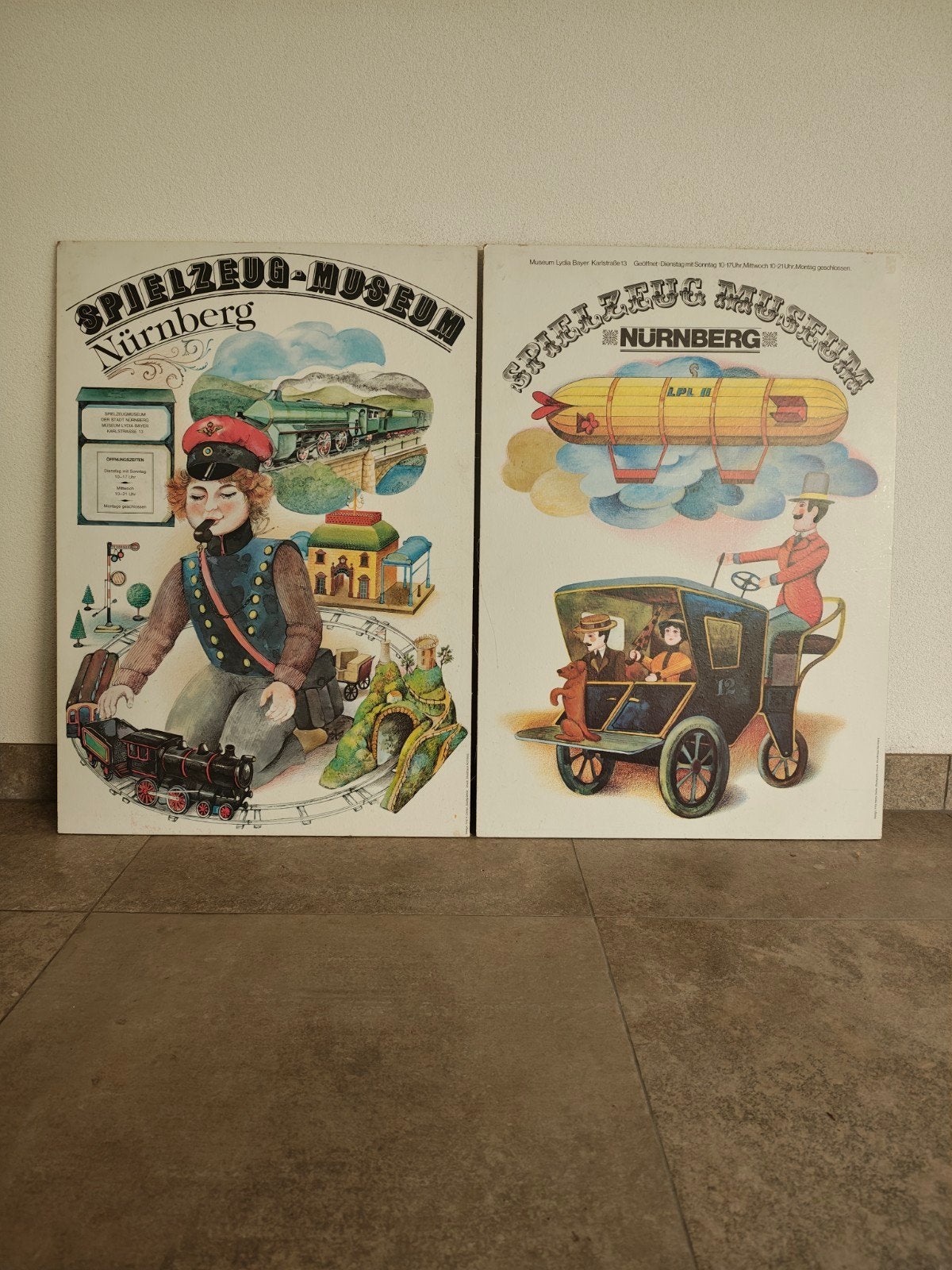 2 vintage poster spielzeug museum Nürnberg, Ophalen of Verzenden