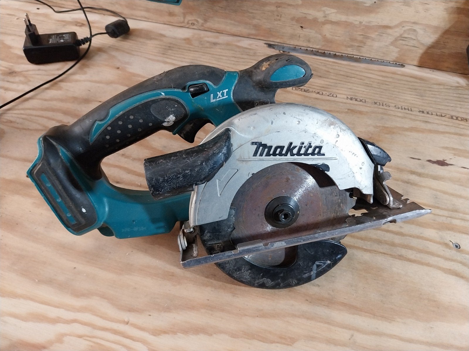 makita dss501 18 cirkelzaag, Gebruikt, Cirkelzaag, Verzenden, 30 tot 70 mm
