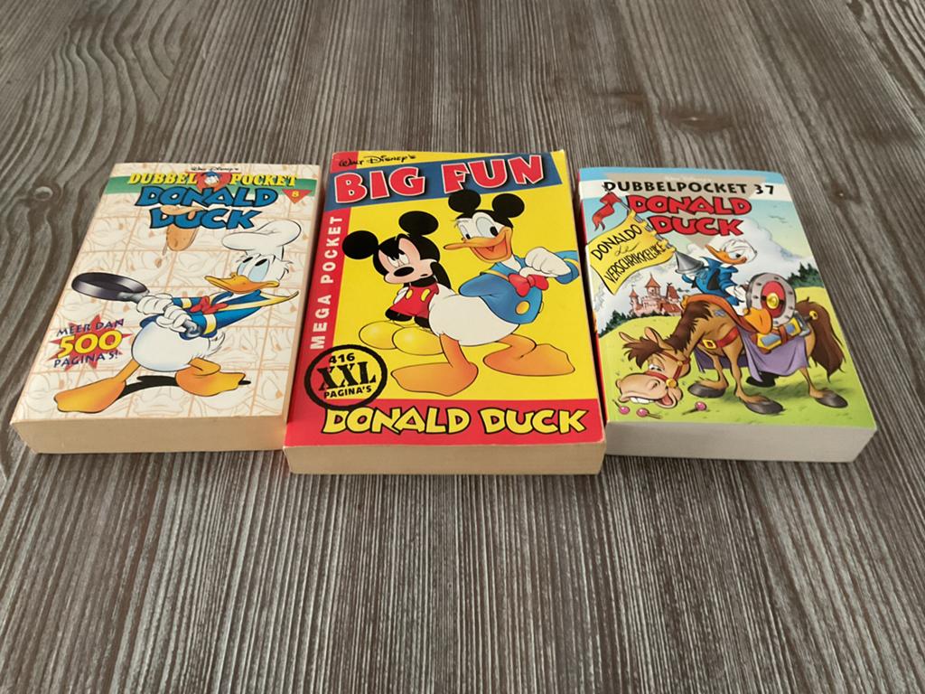 Donald Duck Dubbelpocket en Megapocket - 3 stuks voor €6,00, Meerdere stripboeken, Ophalen of Verzenden, Gelezen