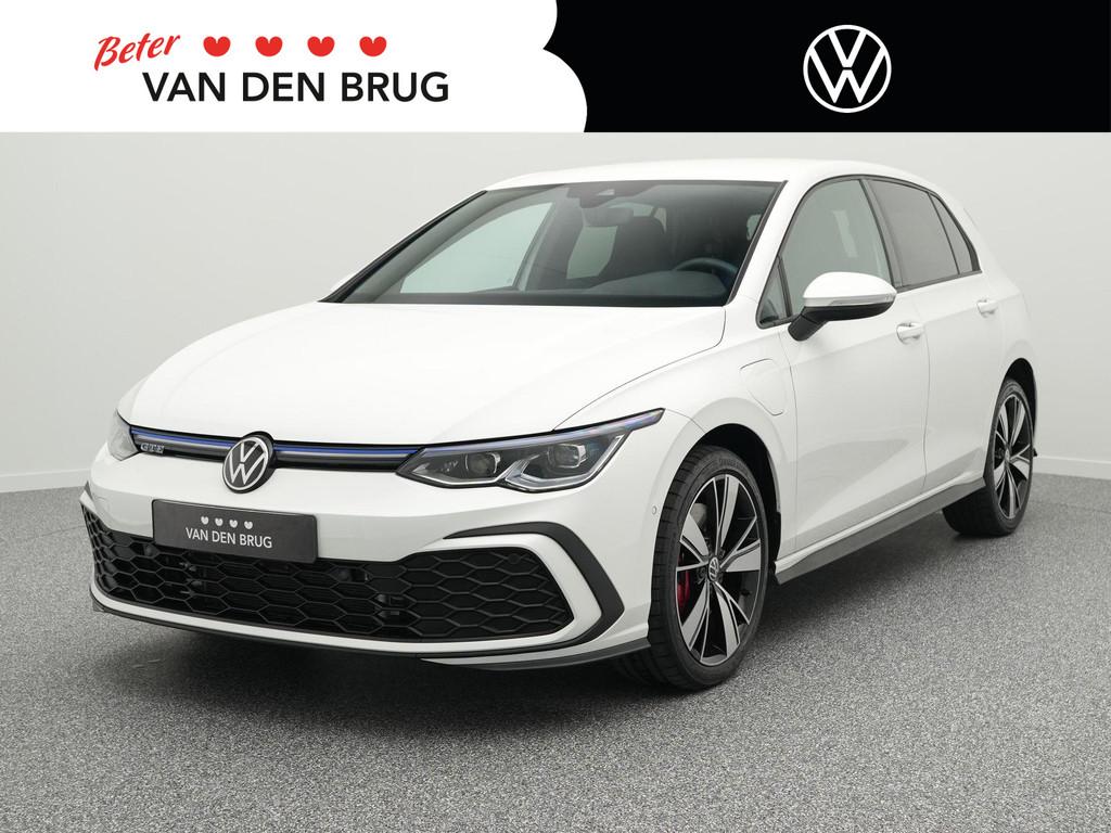 Volkswagen Golf GTE 1.4 eHybrid 245 PK | LED Matrix IQ | Tre, Gebruikt, 4 cilinders, Wit, 1524 kg