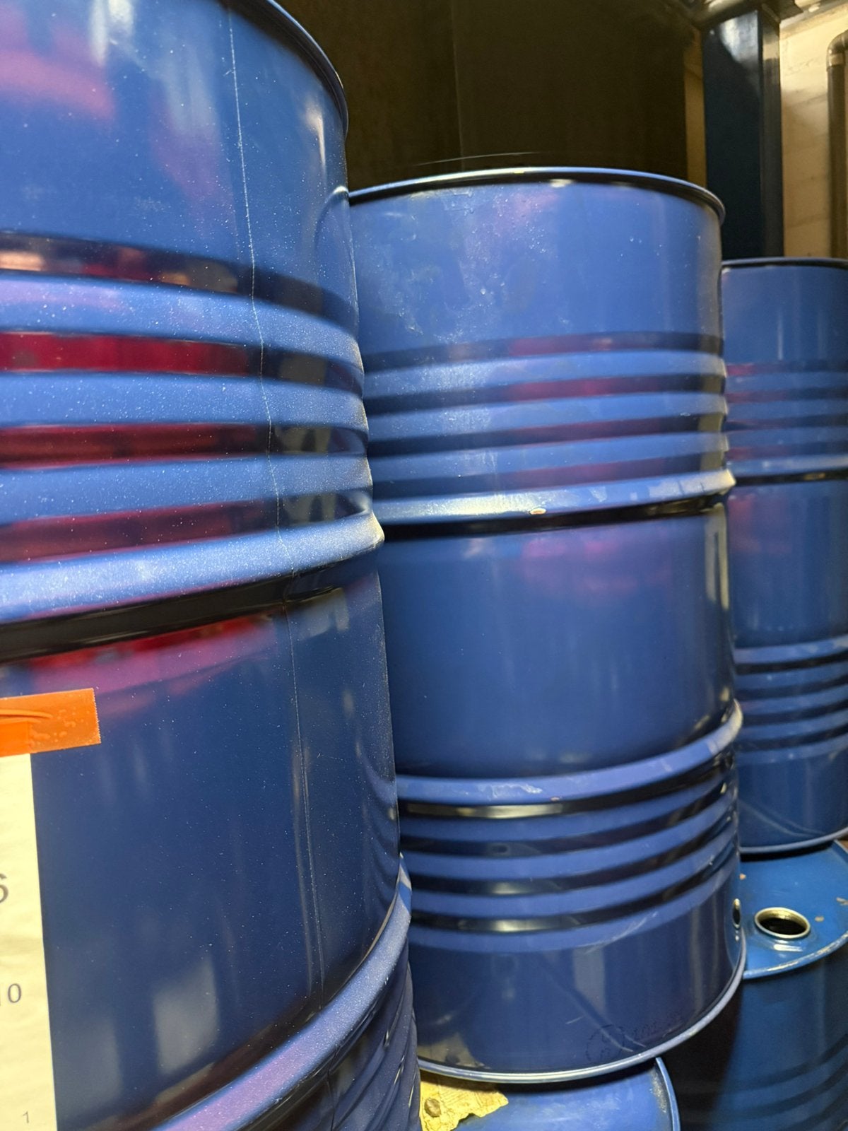 Lege 200 liter vaten/tonnen, Ophalen, Zo goed als nieuw