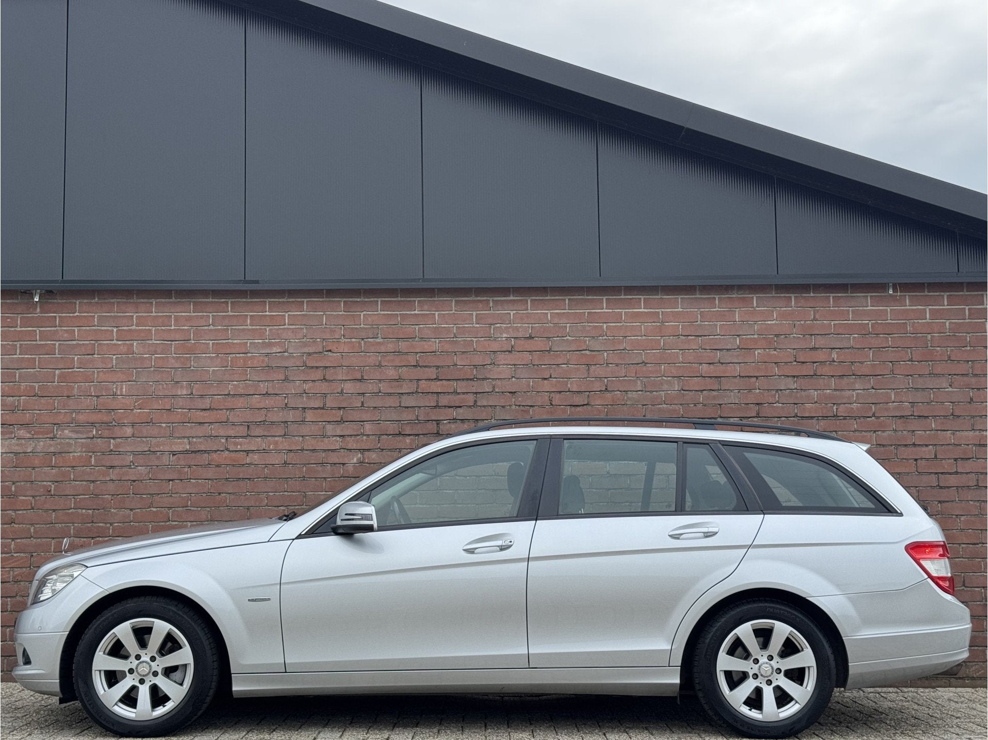 Mercedes-Benz C-Klasse Estate 180 K BlueEFFICIENCY BUSINESS, Auto's, Zwart, 1445 kg, Origineel Nederlands, Euro 4