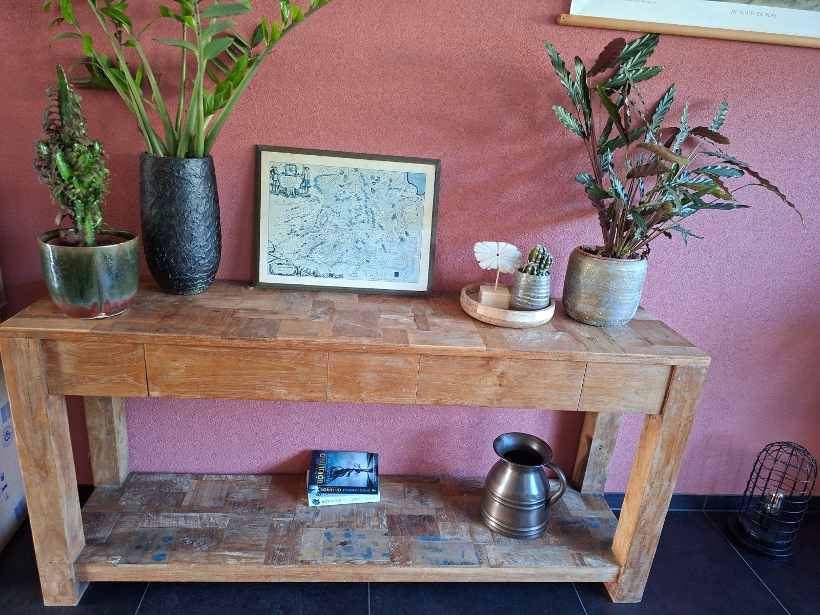Sidetable 1.60 m lang massief hout, 100 tot 150 cm, Ophalen of Verzenden, Zo goed als nieuw, 25 tot 50 cm