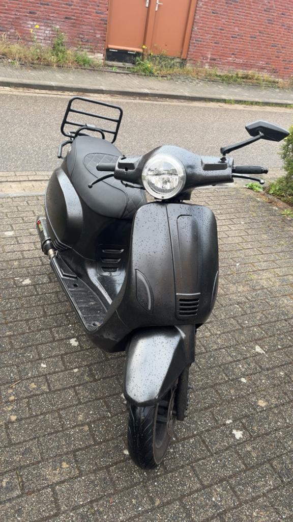 Gts toscana 4t 80cc te koop/te ruil tegen 50cc 2t of 80cc 4t, Zo goed als nieuw, Benzine, Ophalen, Overige merken