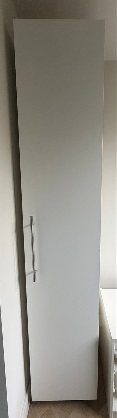 Witte kast met planken - 40x208 cm, Ophalen, Minder dan 50 cm, 200 cm of meer, Zo goed als nieuw