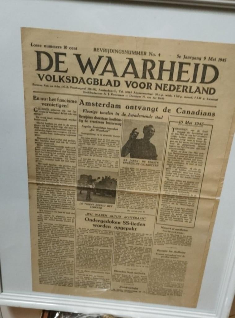 De Waarheid  Origineel Mei 1945, Ophalen of Verzenden, Overige soorten, Nederland, Boek of Tijdschrift