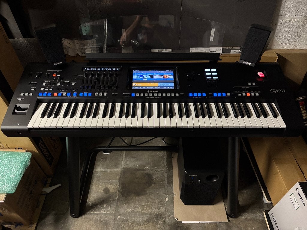 Yamaha Genos1 XXL(2023)+vele accesoires+verpakking., Muziek en Instrumenten, Ophalen, Yamaha, Zo goed als nieuw, Aanslaggevoelig