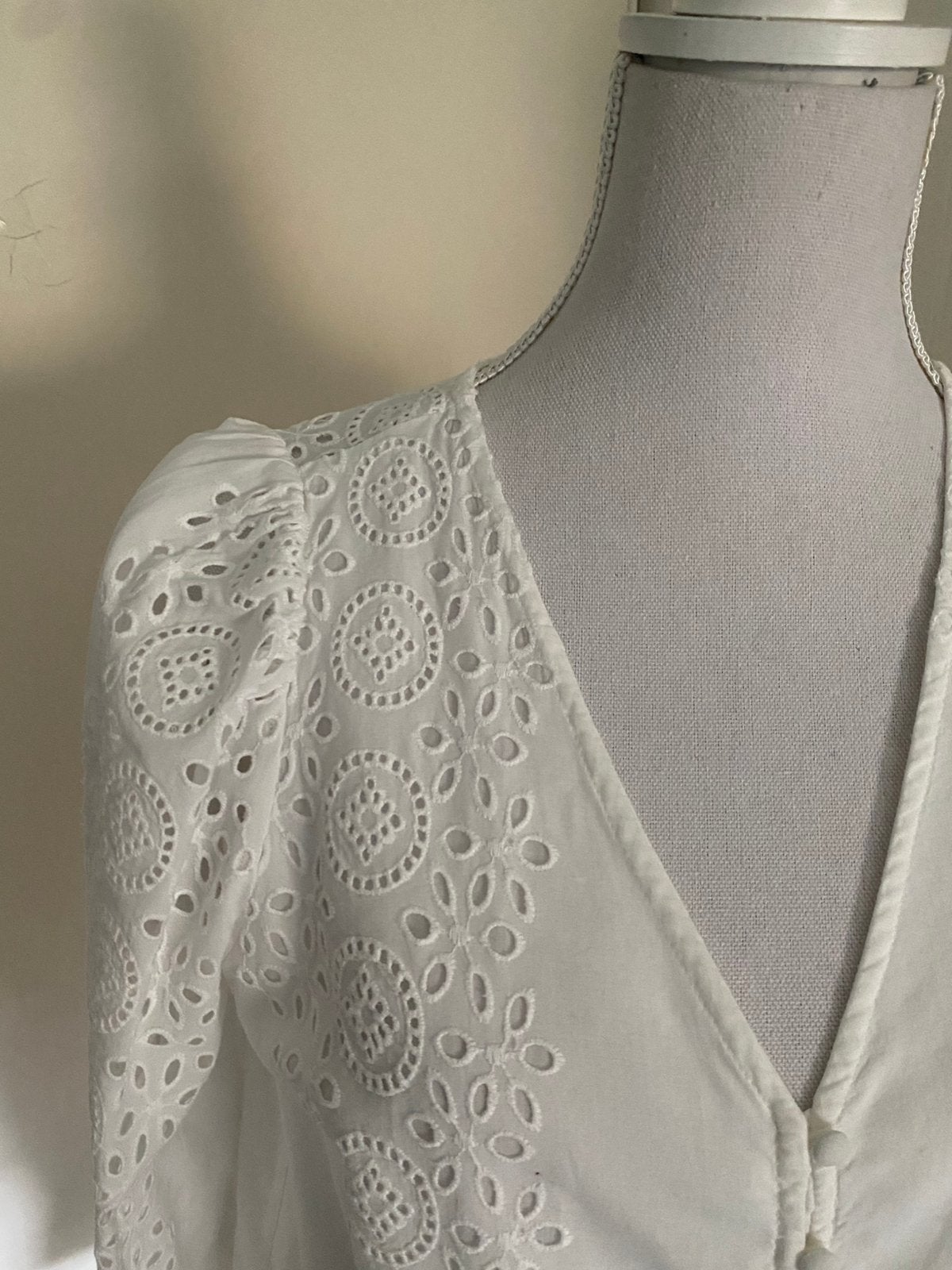 Witte broderie blouse maat M, Verzenden, Zo goed als nieuw, Maat 38/40 (M), Wit