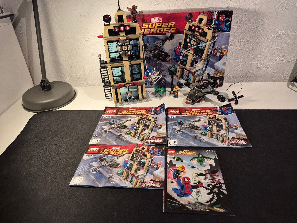 Lego Marvel 76005 Spider-Man: Daily Bugle Showdown, Gebruikt, Marvel, Lego, Ophalen of Verzenden