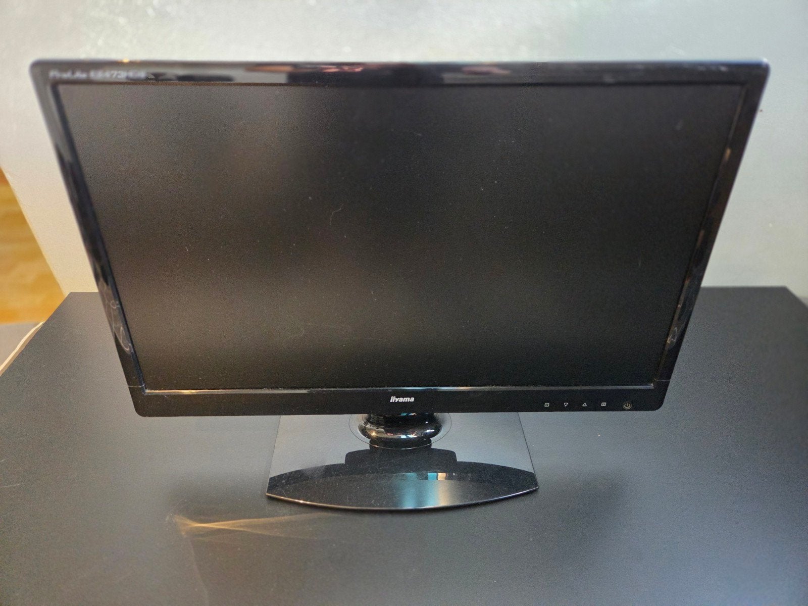 Iiyama ProLite E2473HDS, Ophalen, DVI, Gebruikt, 23.6"