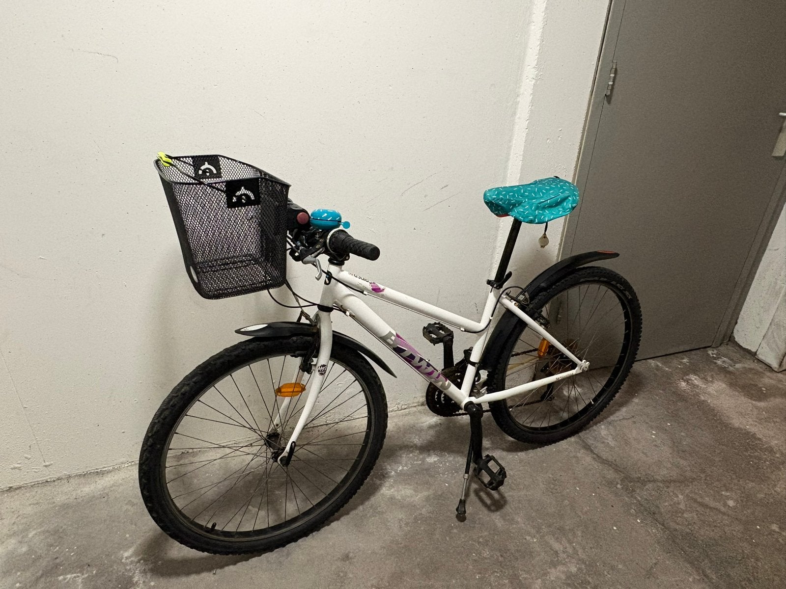 B'Twin Rockrider 300 Mountain Bike - 26" Wheels, Fietsen en Brommers, Ophalen, Zo goed als nieuw, Overige merken