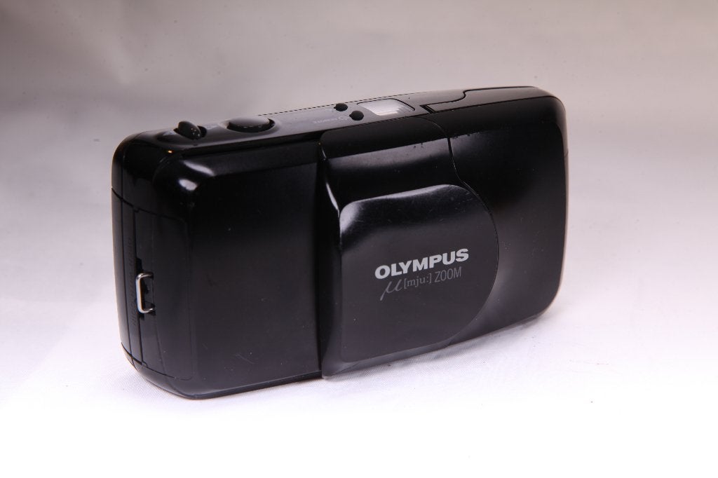 Olympus Mju Zoo 35-70mm DEFECT!!!, Audio, Tv en Foto, Fotocamera's Analoog, Ophalen of Verzenden, Niet werkend, Compact, Olympus