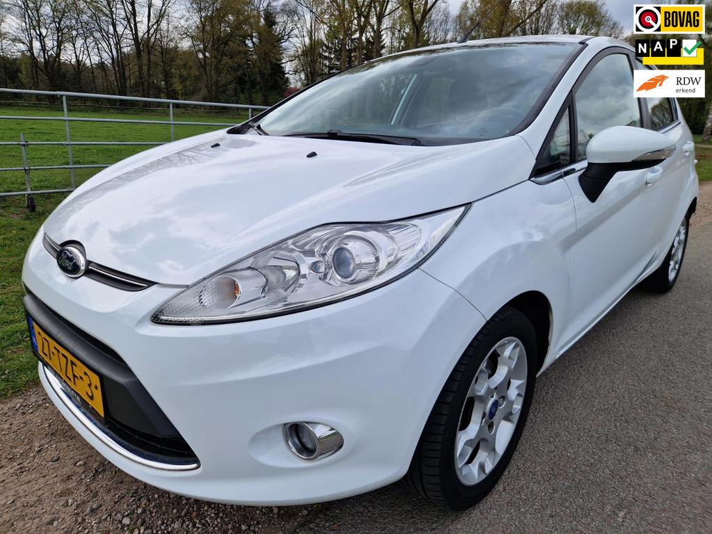Ford Fiesta 1.25 Titanium pas 95.000km clima/cruise, Auto's, Ford, Bedrijf, Te koop, Fiësta, ABS, Airbags, Airconditioning, Bluetooth