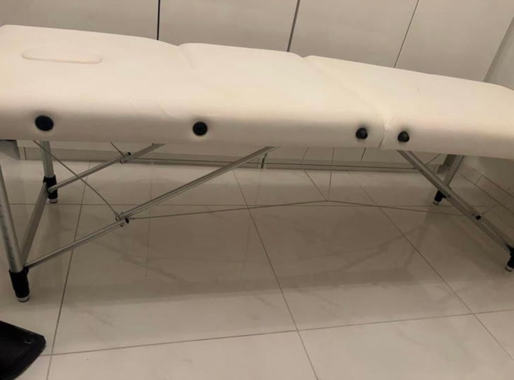 Inklapbare massagetafel Quirumed - Zo goed als nieuw, Sport en Fitness, Massageproducten, Ophalen of Verzenden, Zo goed als nieuw