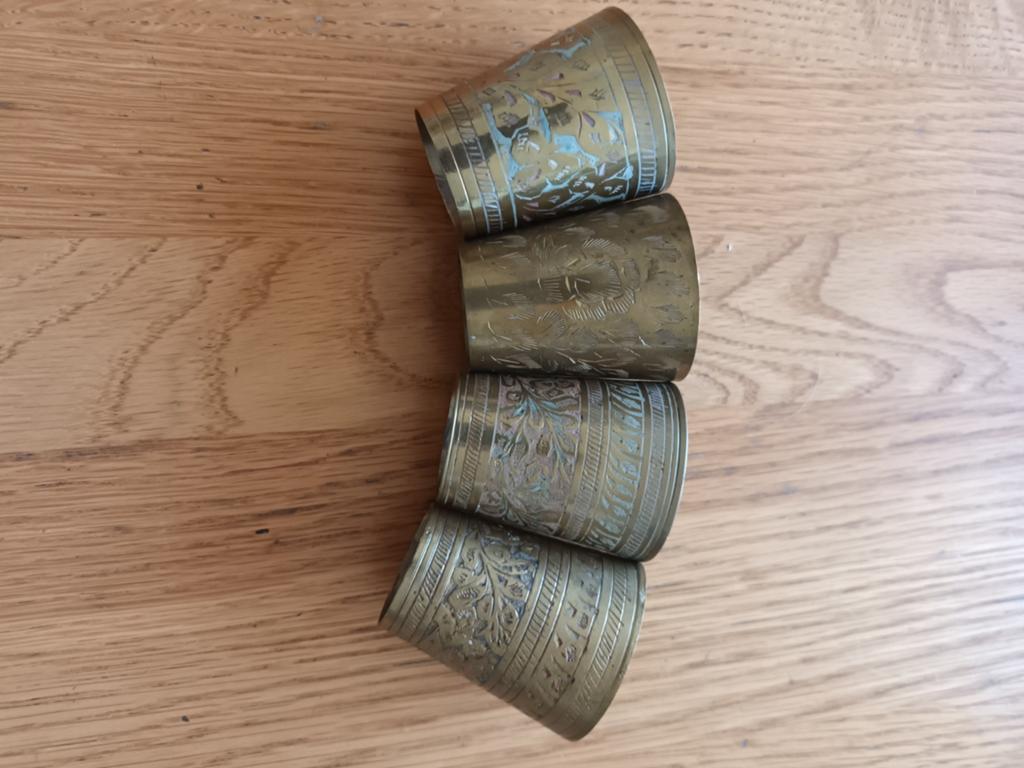 4 messing bekertjes, Ophalen of Verzenden