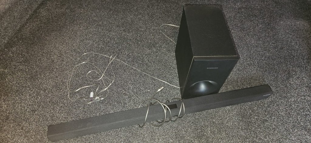 Samsung soundbar met subwoofer, Ophalen of Verzenden, Bluetooth, Gebruikt