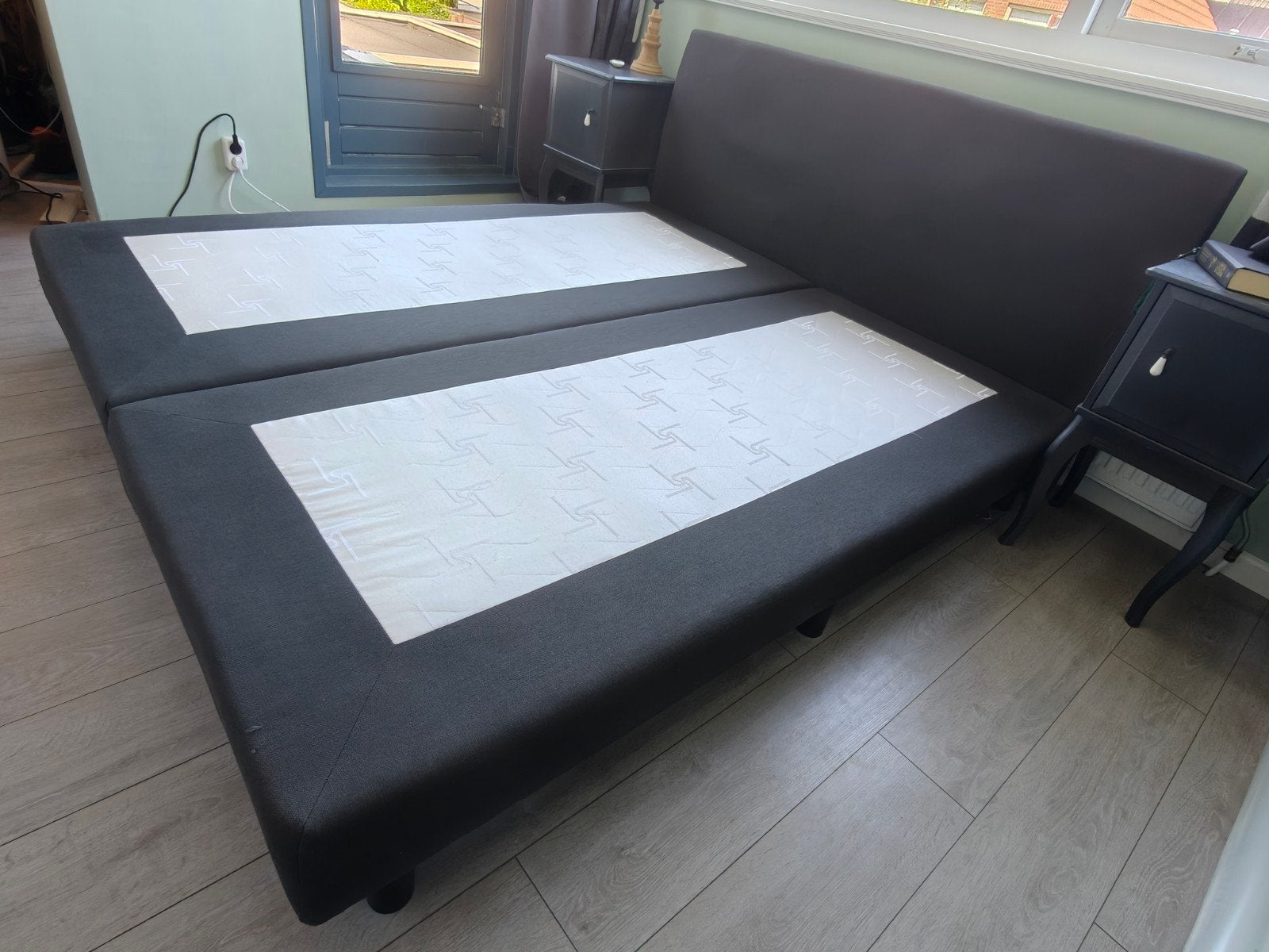 Nette boxspring 180x200, Huis en Inrichting, Slaapkamer | Boxsprings, Ophalen, Gebruikt, Zwart, Tweepersoons