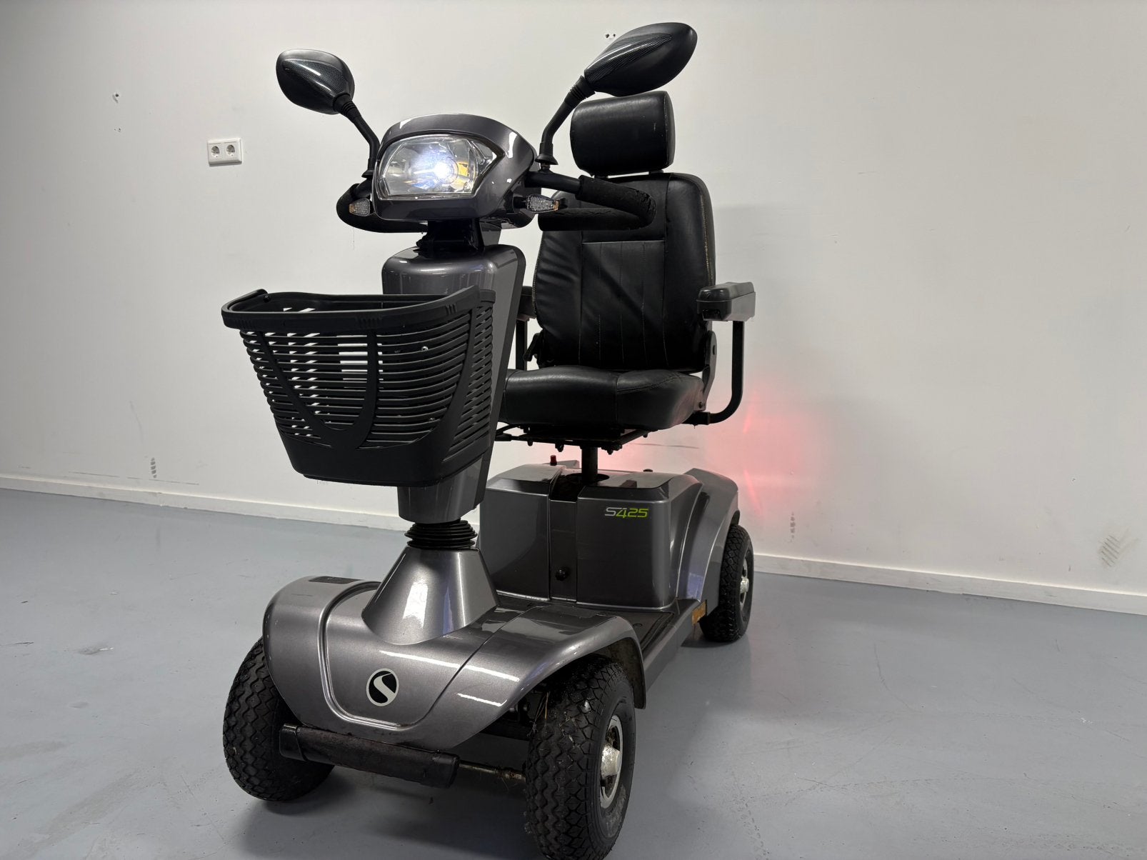 Sterling S425 scootmobiel | ZGAN accu | Gratis bezorgd, Diversen, Gebruikt, Ophalen of Verzenden, Sterling, 16 km/u of meer