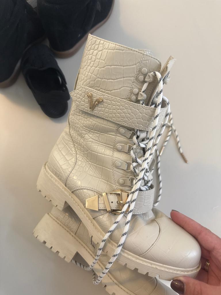 Josh v laarzen maat 39 beige, Ophalen, Zo goed als nieuw, Beige, Lage of Enkellaarzen