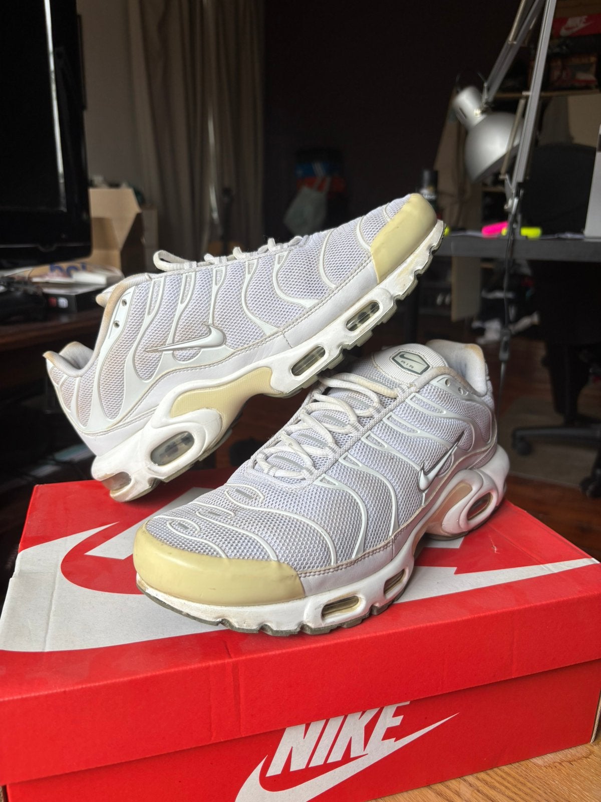 Nike air max plus TN white, Wit, Ophalen of Verzenden, Sneakers of Gympen, Zo goed als nieuw