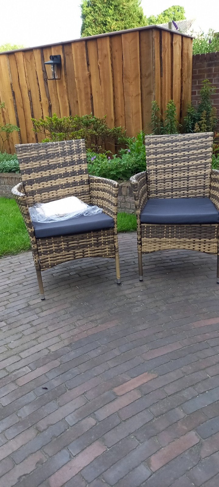 Terrasstoelen 2stuks, Ophalen, Zo goed als nieuw, Kunststof