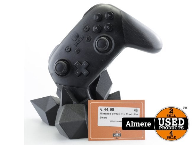 Nintendo Switch Pro Controller Zwart, Spelcomputers en Games, Nintendo, Zo goed als nieuw, Support@nintendo.com, 11-1 Hokotate-cho, Kamitoba, Minami-ku
Kyoto 601-8501
Japan