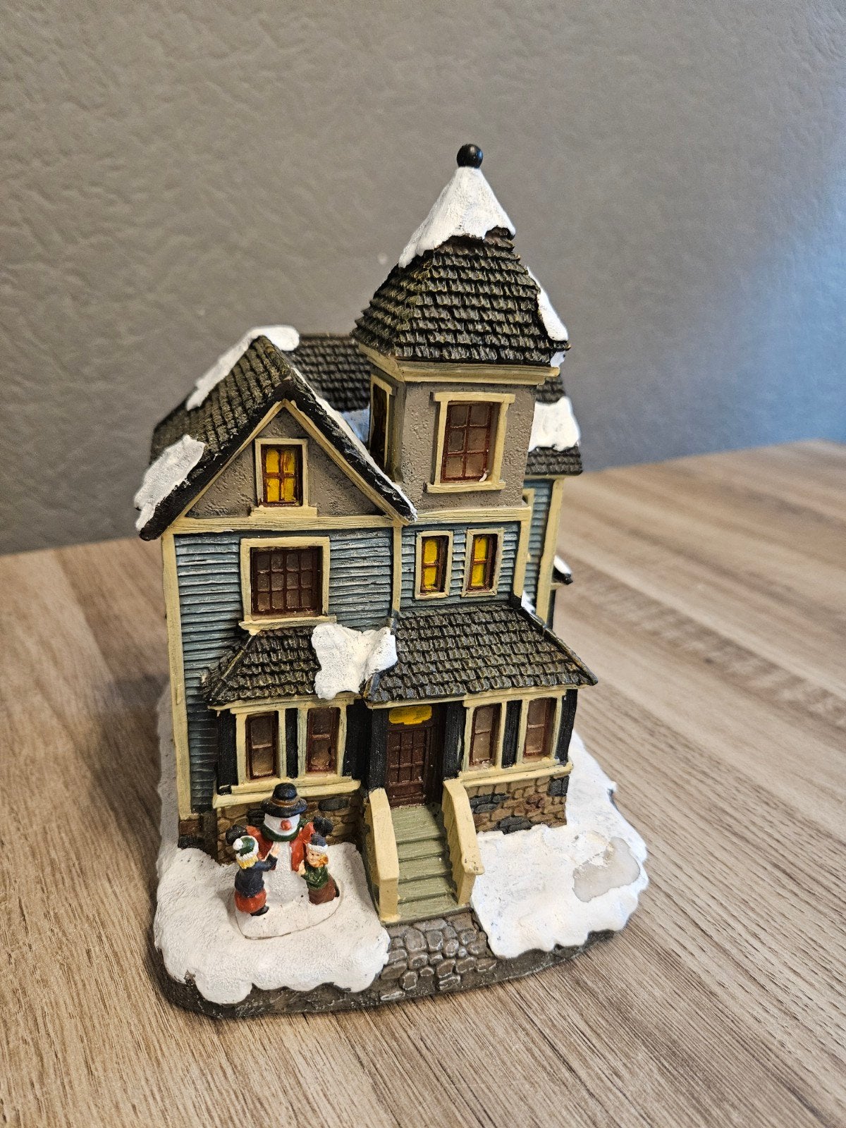 Kerst huis - dorp miniatuur Intratuin, Ophalen of Verzenden, Zo goed als nieuw