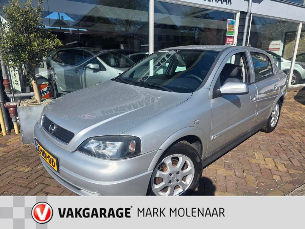 Opel Astra 1.6 Njoy,heerlijke nostalgische auto, Auto's, Voorwielaandrijving, Gebruikt, 4 cilinders, 1095 kg