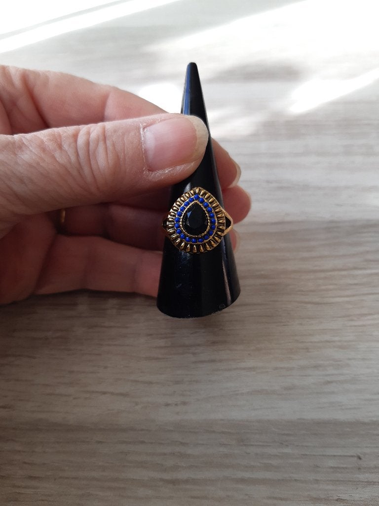 Goudkleurige ring, Overige materialen, Nieuw, Ophalen of Verzenden, Kleiner dan 17