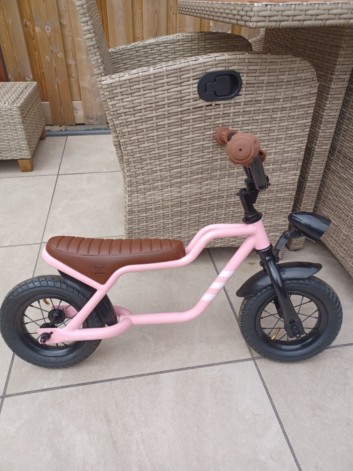 Z.g.a.n Bandits and Angels Fatbike meisjes loopfiets, Kinderen en Baby's, Speelgoed | Buiten | Voertuigen en Loopfietsen, Ophalen