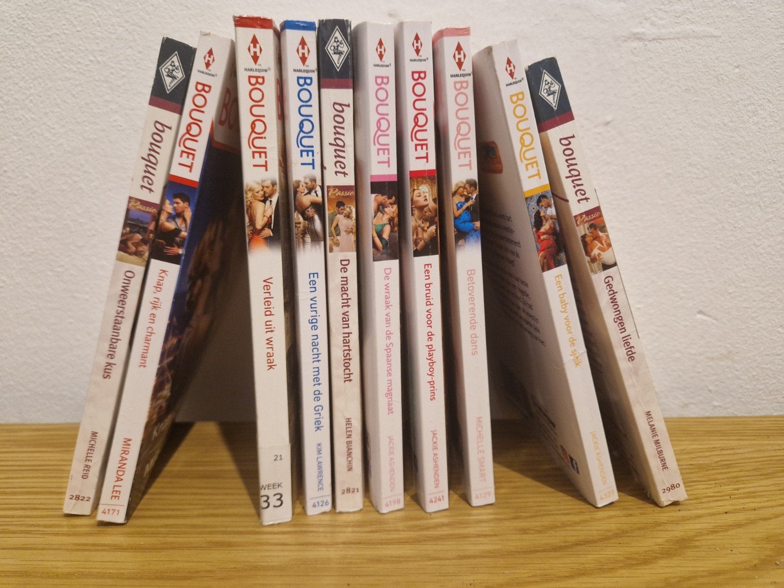 Harlequin Bouquet Romans - Diverse Titels (10 stuks), Boeken, Ophalen of Verzenden, Gelezen, Diverse auteurs, Nederland