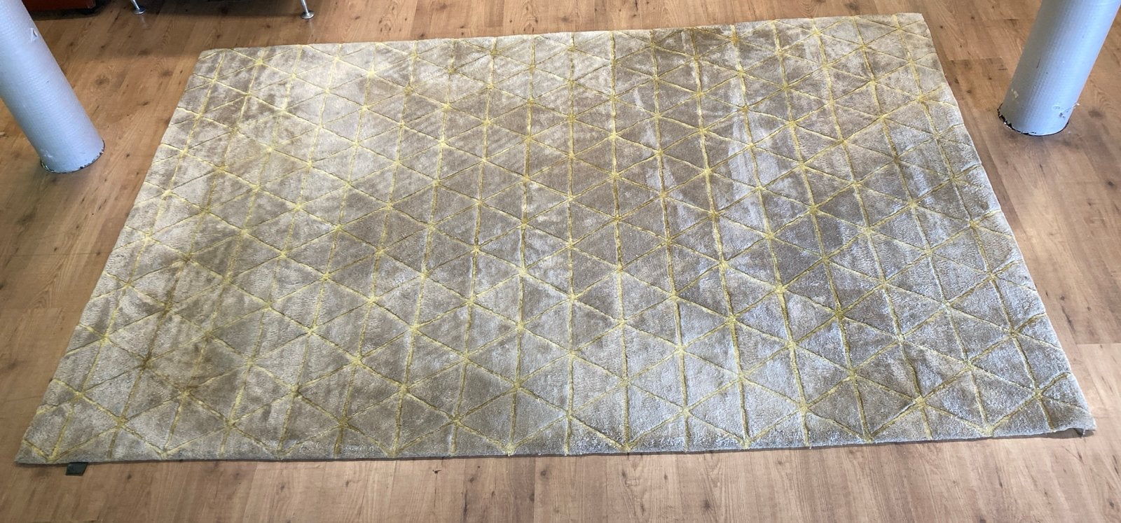 Leolux Girisha Vloerkleed 200x300cm, Huis en Inrichting, Ophalen, Gebruikt, Beige, 200 cm of meer