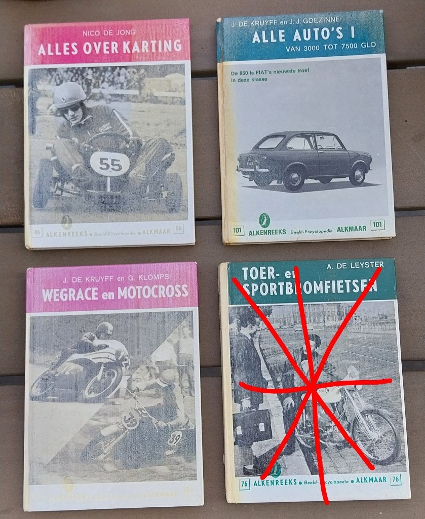 Auto- en motorboekjes oldtimers, Ophalen, Zo goed als nieuw, Merk of Model