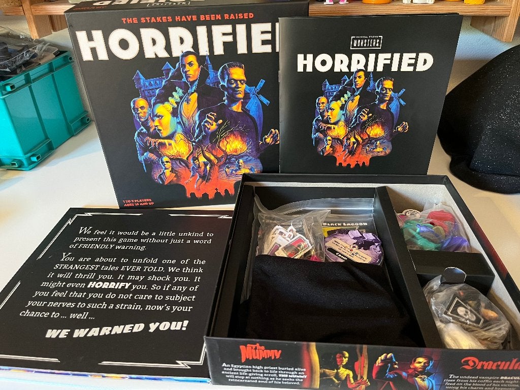 Bordspel Horrified Universal Studios Monsters (Engelstalig), Een of twee spelers, Ophalen of Verzenden, Zo goed als nieuw, Ravensburger
