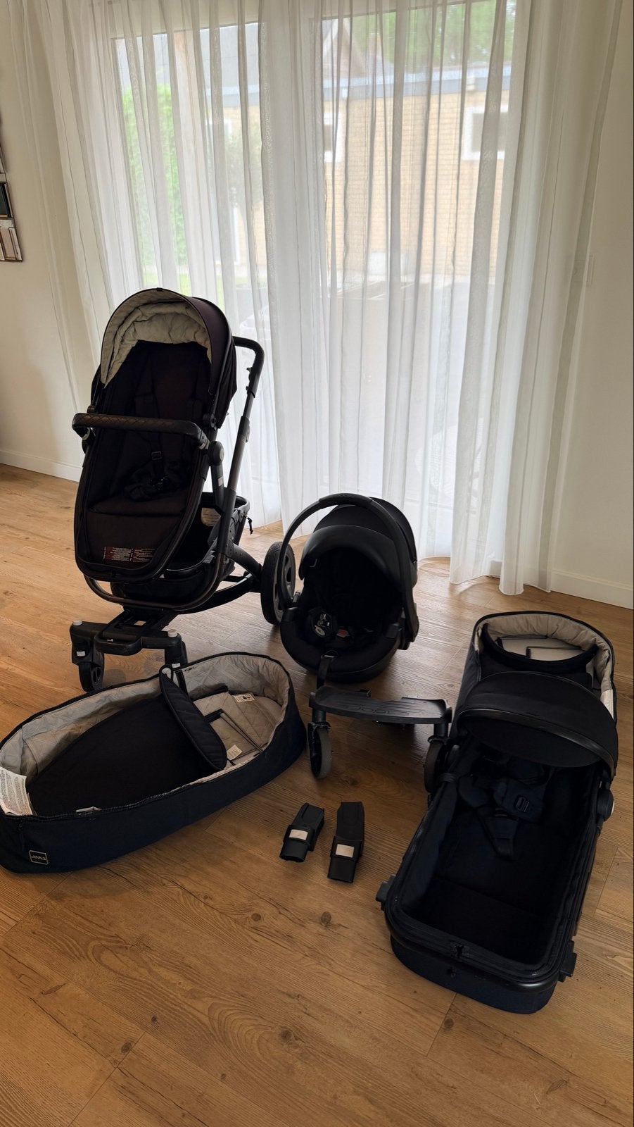 Joolz Geo2 zwart met reiswieg, autostoel & accessoires, Kinderen en Baby's, Kinderwagens en Combinaties, Gebruikt, Combiwagen