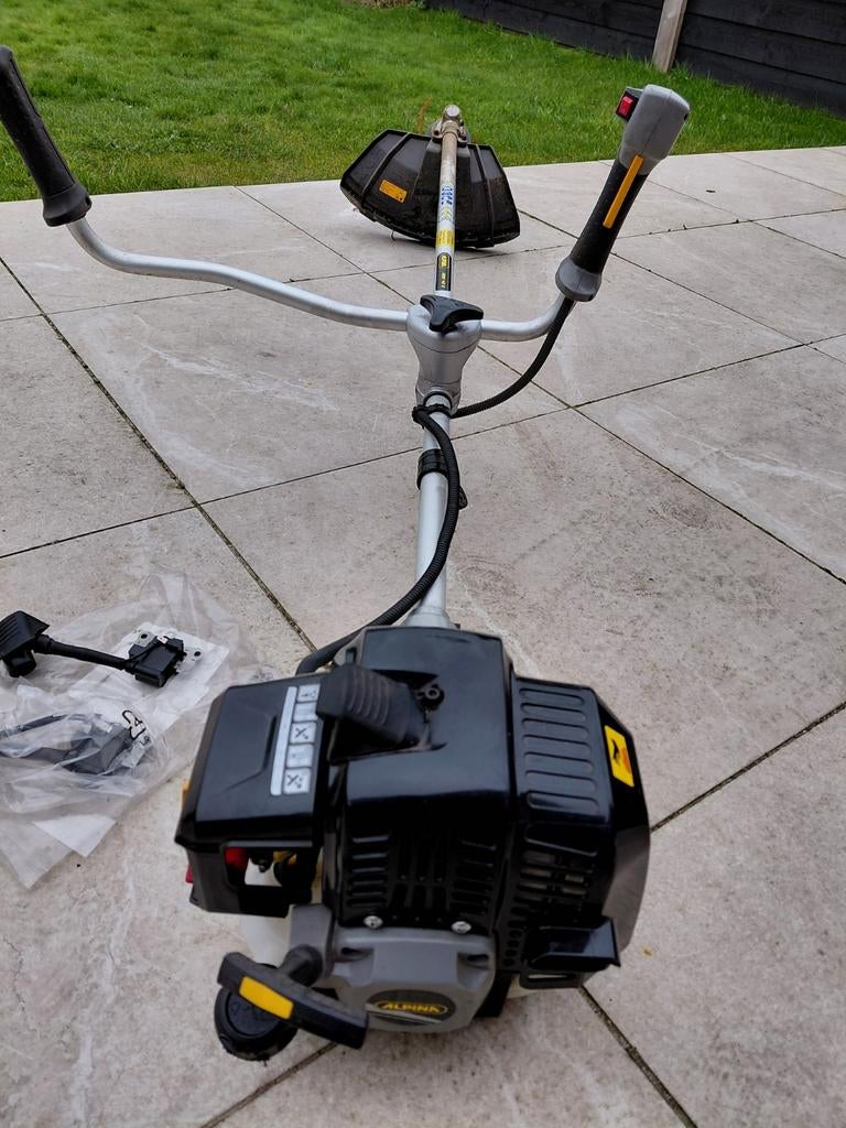 Bosmaaier, Ophalen, Gebruikt, 10 tot 30 cm, Benzine