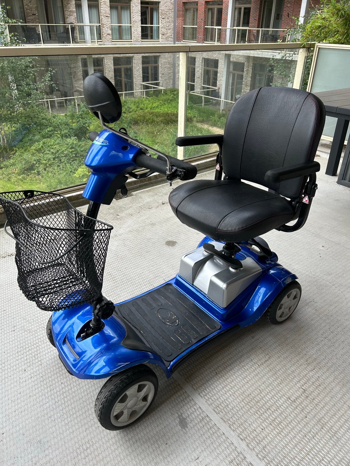 Scootmobiel demontabel Kymco LS, Diversen, Brommobielen en Scootmobielen, Ophalen, 10 km/u of minder, Gebruikt, Kymco