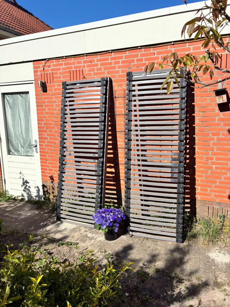 Twee lattenbodems van 80 x 220, Gebruikt, Tweepersoons, Ophalen of Verzenden, 80 cm