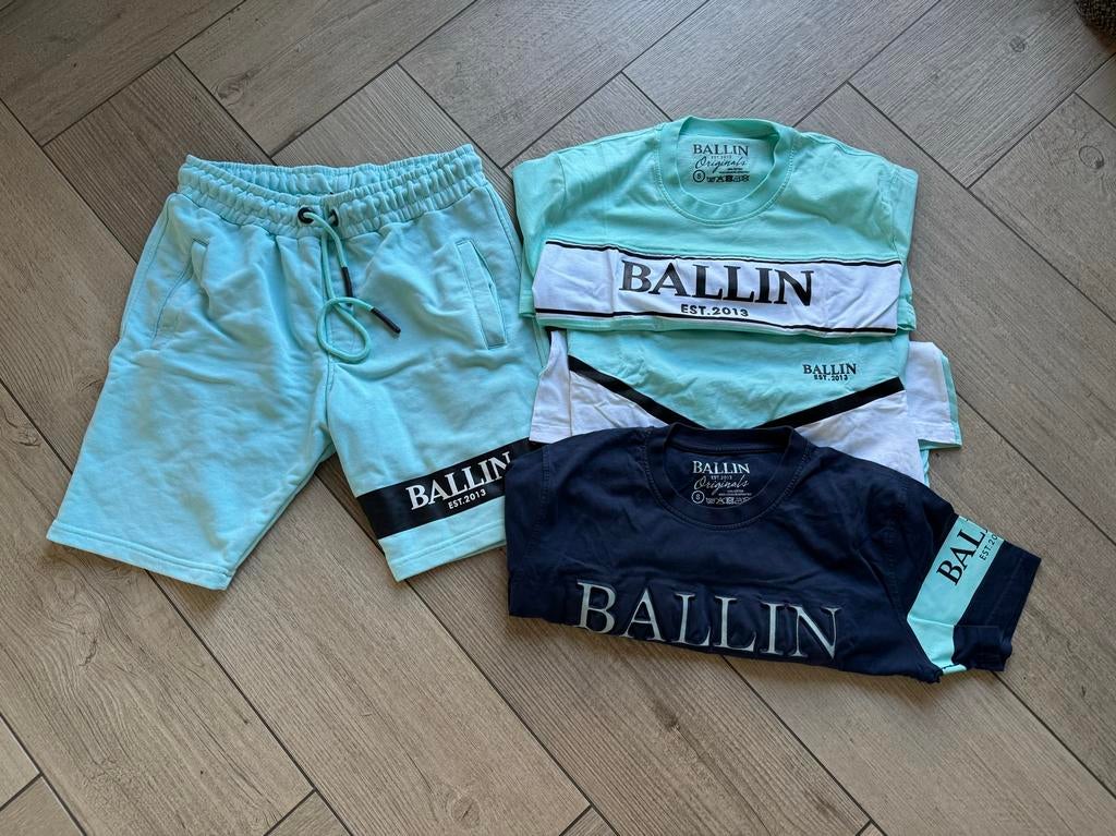 Ballin set: korte broek met drie t-shirts - Heren maat S, Ophalen of Verzenden, Zo goed als nieuw, Maat 46 (S) of kleiner, Overige kleuren