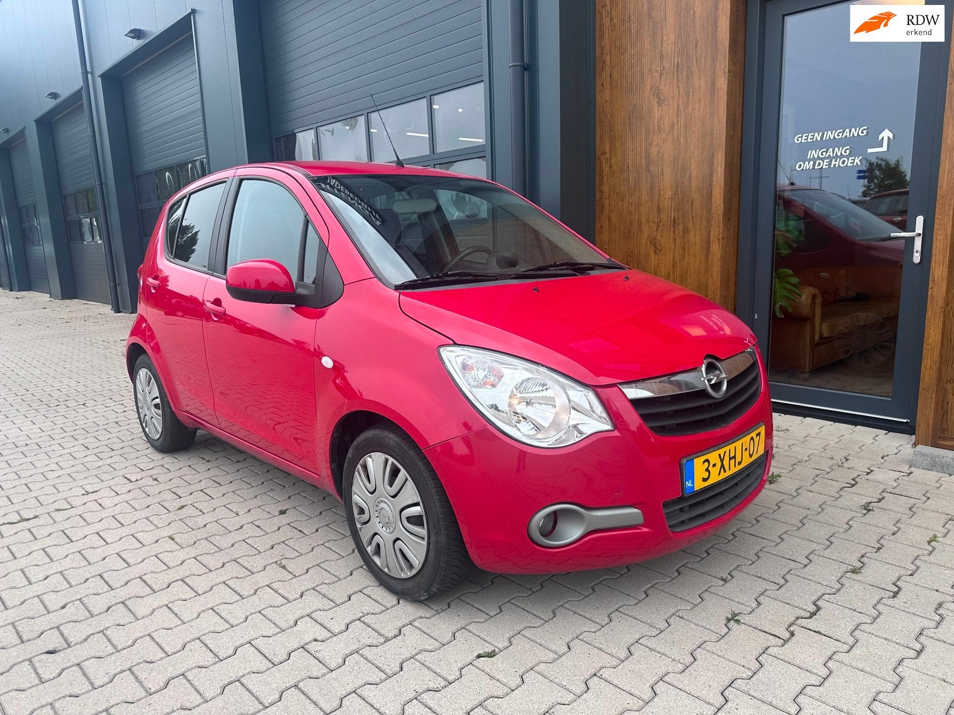Opel Agila 1.0 Berlin l airco l pdc l trekhaak, Auto's, Opel, Voorwielaandrijving, Euro 5, Stof, Gebruikt