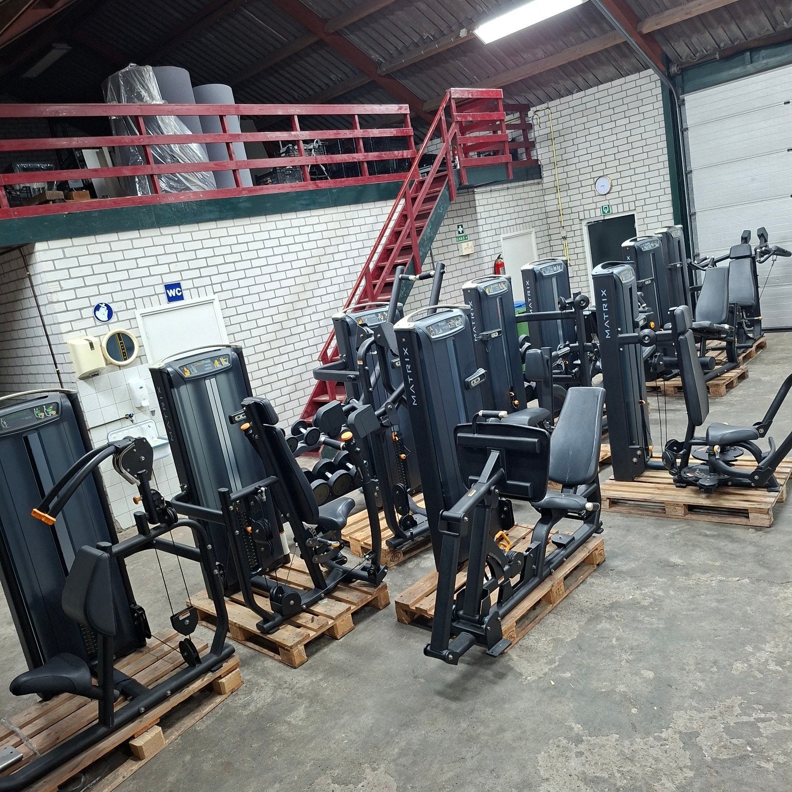Matrix Versa  Black Edition   9 Kracht Machines, Ophalen, Zo goed als nieuw, Benen, Overige typen