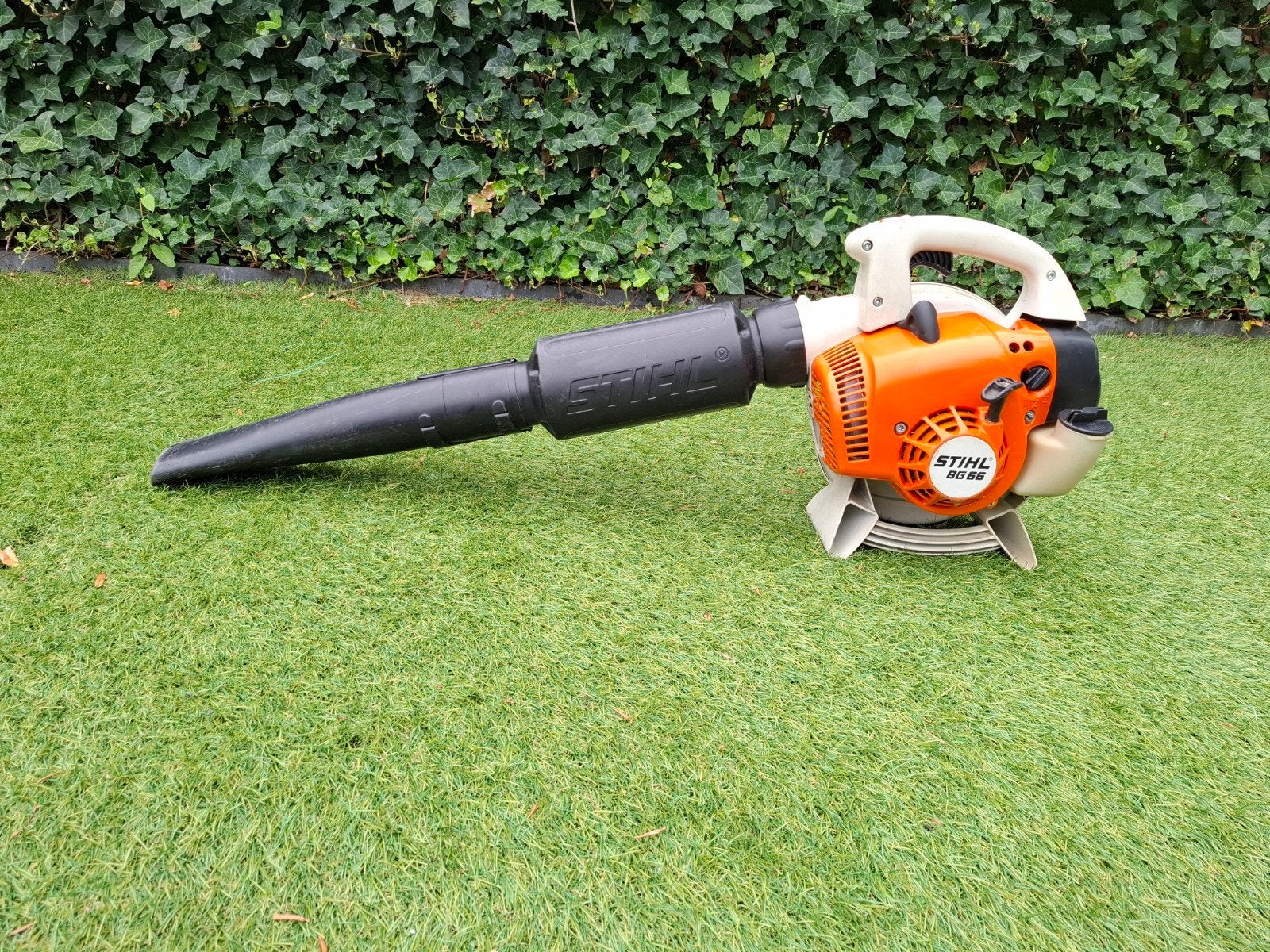 ✅️ Stihl bg 66 bladblazer, Benzine, Gebruikt, Handgedragen, Ophalen of Verzenden