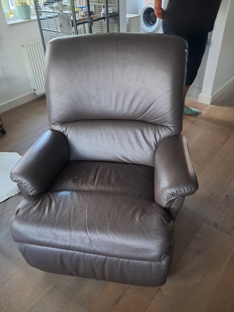 Relaxstoel, Ophalen, Minder dan 75 cm, Leer, Zo goed als nieuw