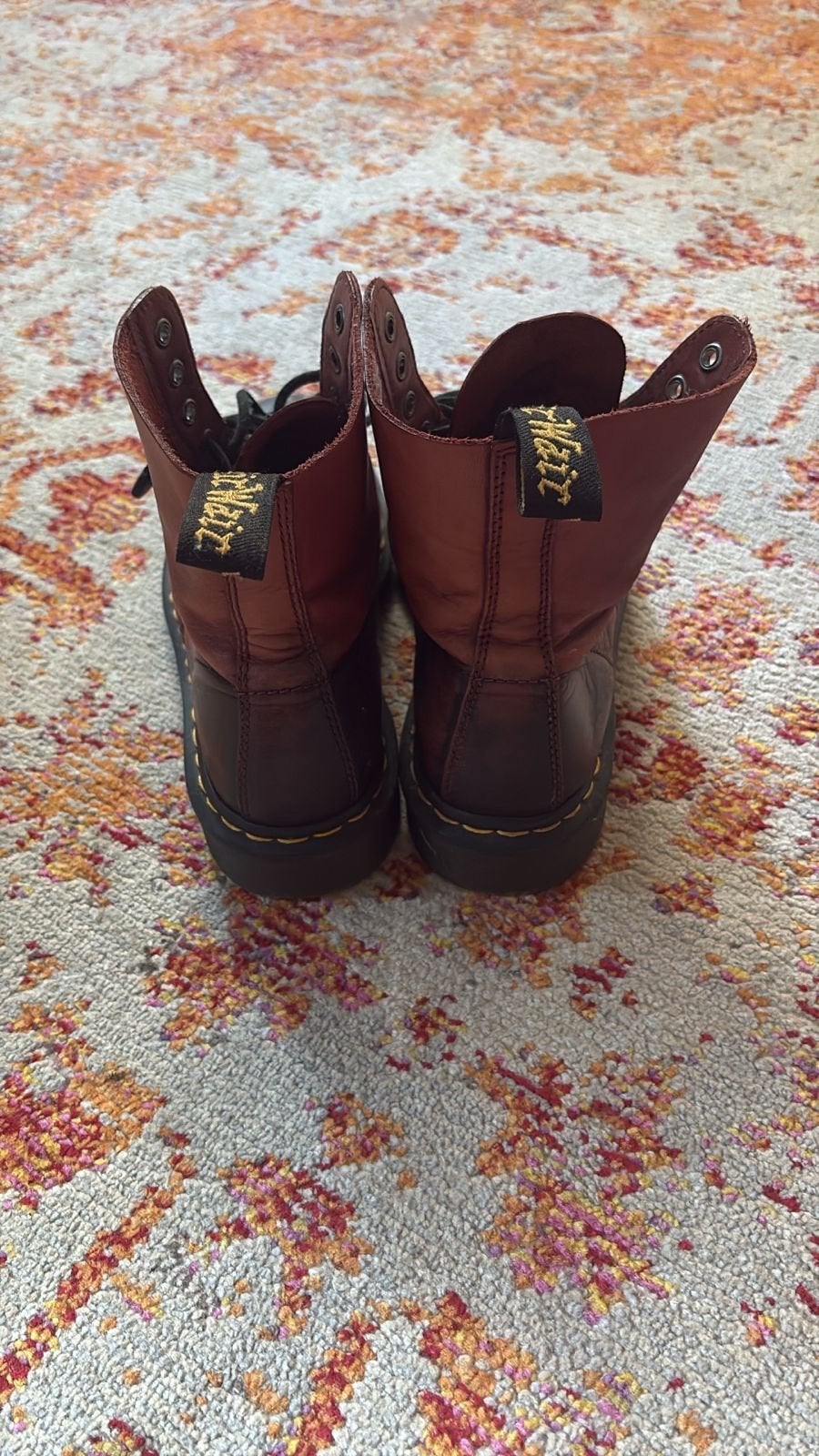 Dr. Martens Pascal Rood/Zwart Leren Laarzen - Maat 41, Kleding | Dames, Schoenen, Ophalen of Verzenden, Gedragen, Rood, Lage of Enkellaarzen